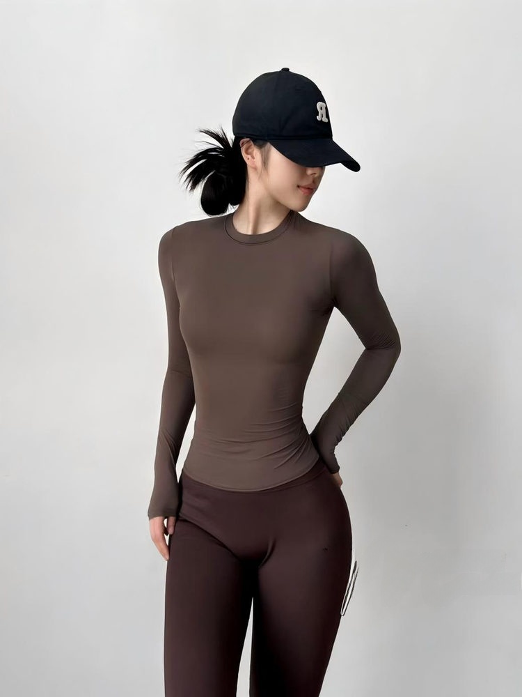 قميص يوجا رياضي بأكمام طويلة و - مراجعة T Shirt Dry Fit وسعره